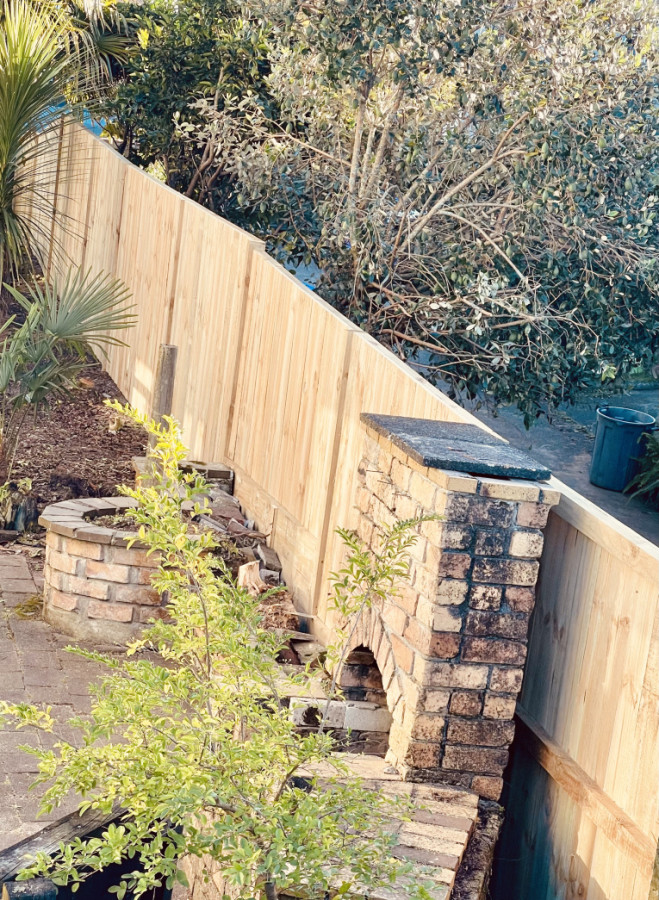 Fence & retaining wall  garden